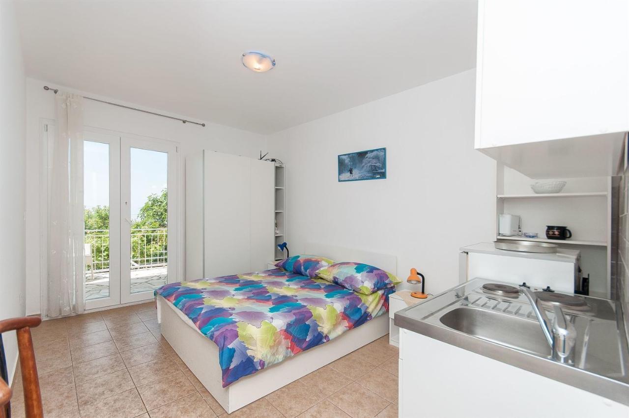 Apartments Zorica Tučepi Eksteriør billede